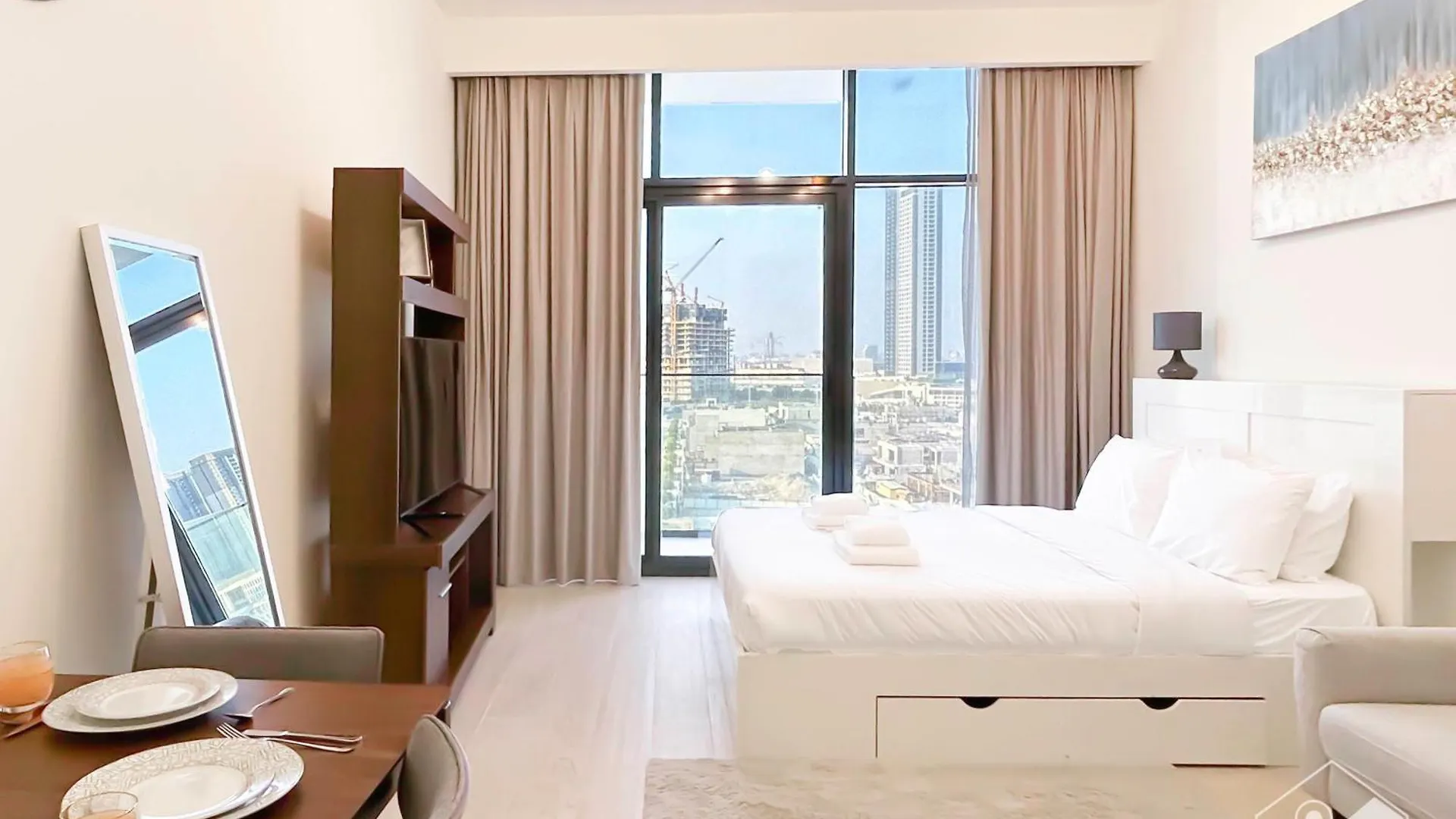 Apartment Azizi Riviera Elegant Studio With Great Amenities Dubai