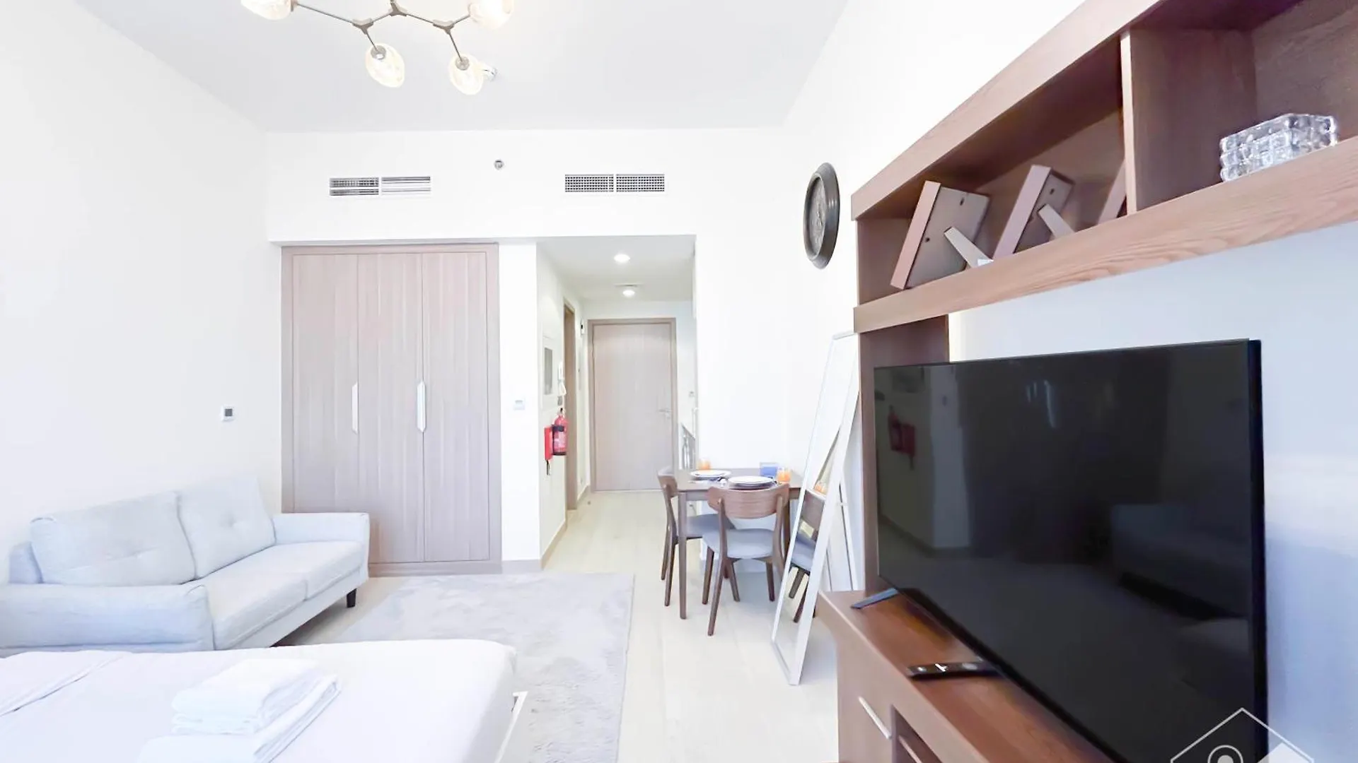 Azizi Riviera Elegant Studio With Great Amenities Dubai